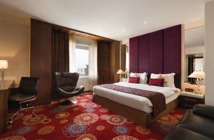 Executive King Suite