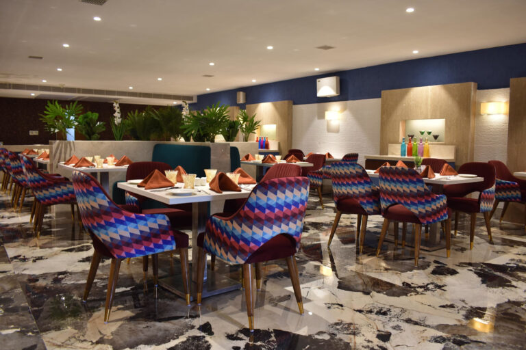 Saffron Restaurant - Ramada Ahmedabad (5)